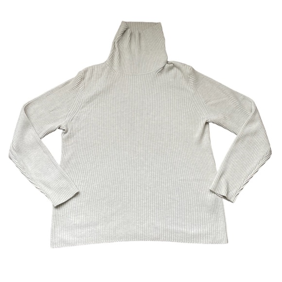 Banana Republic Cozy Ribbed Winter Snow Turtleneck Sweater Gray Heather (size L) - Picture 3 of 9